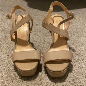 Jessica Simpson nude heels
